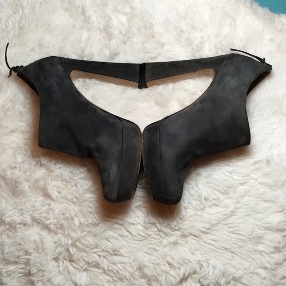 Miu Miu grey suede booties - Picture 2 of 14